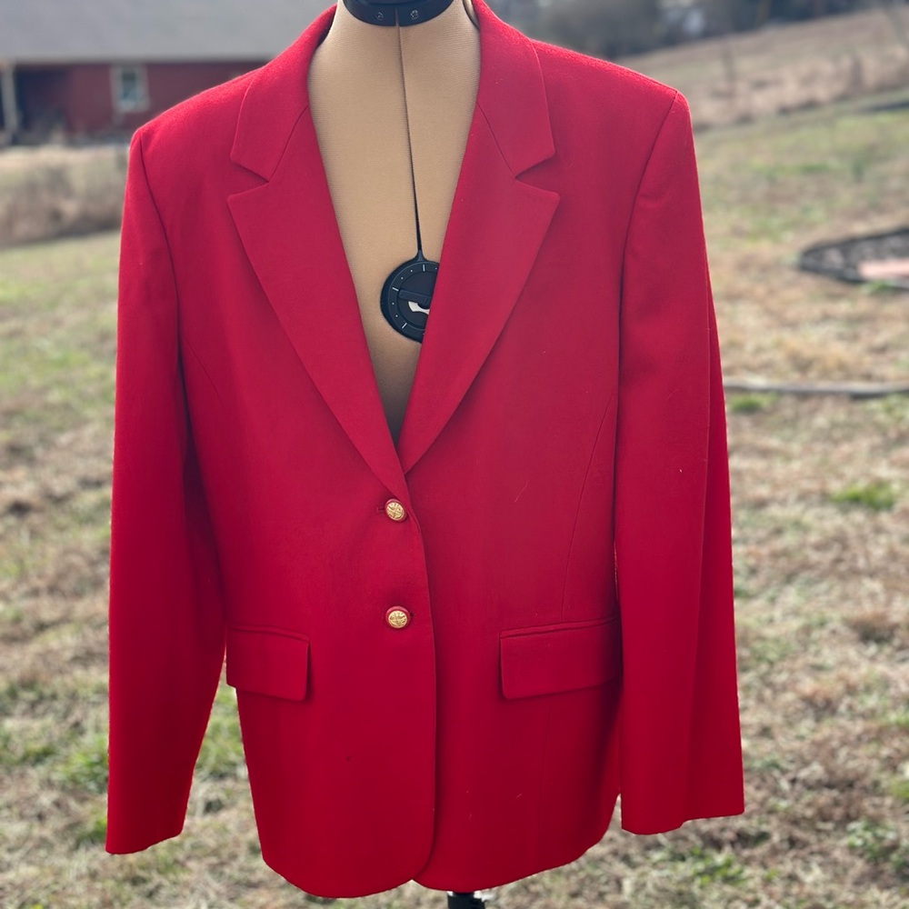 Vintage Pendleton Wool red blazer. Size 14. Vintage wool blazer